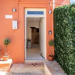 Vitouhouse *
