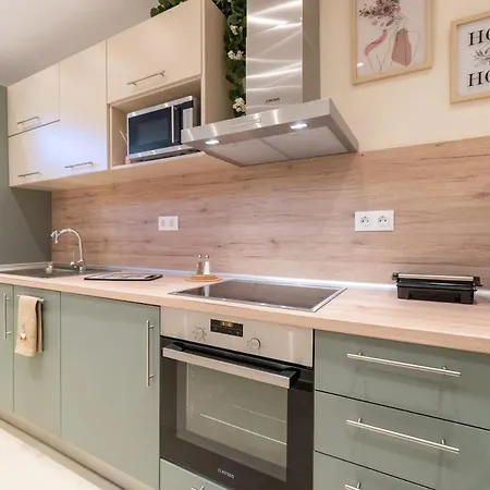 Vitouhouse Апартаменты Lakones